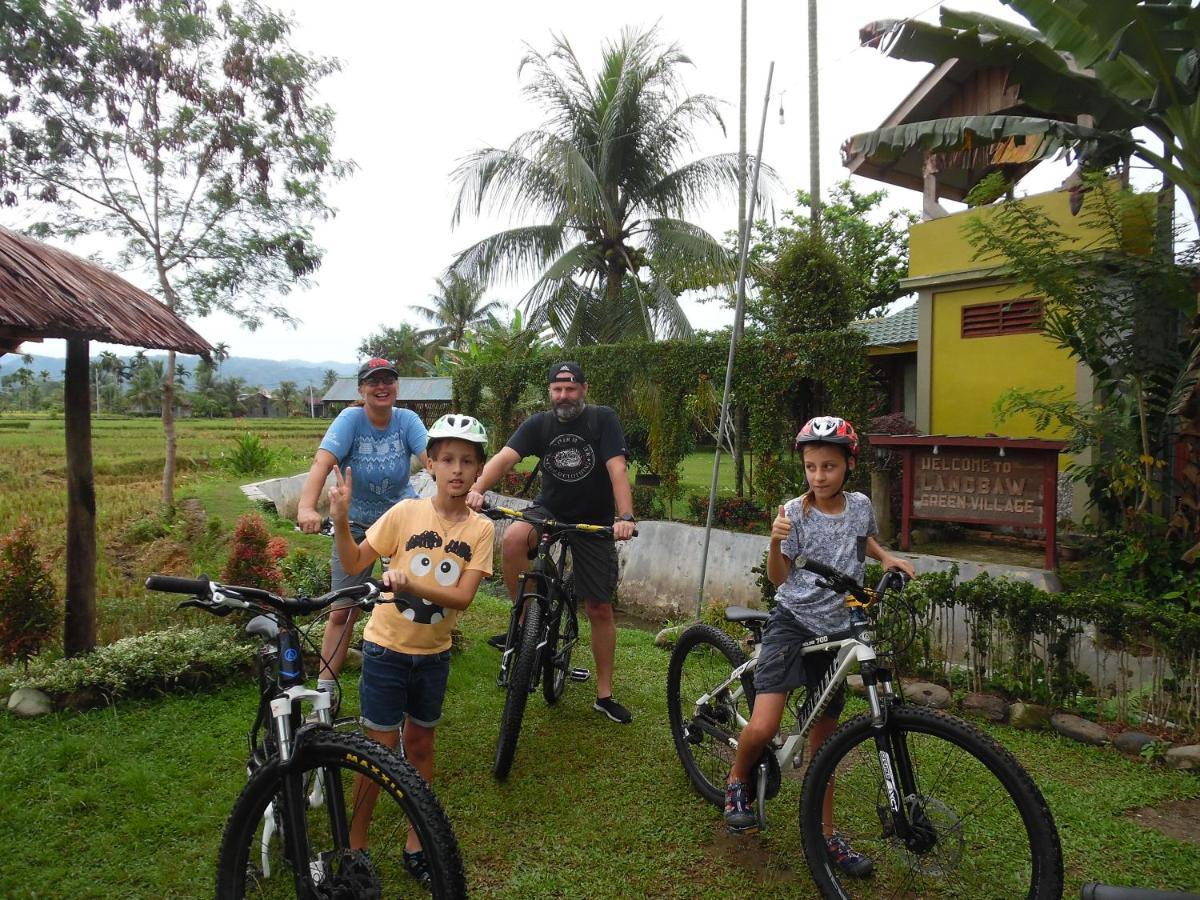 Ambow Homestay Jungle Trekking & Village Tour Bukit Lawang Extérieur photo